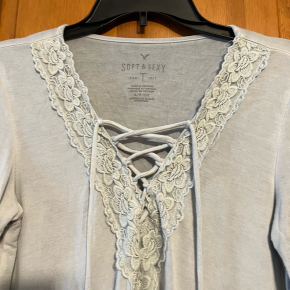 American Eagle Soft and Sexy Long Sleeve Shirt Size Small Light Blue / Green - Picture 3 of 3